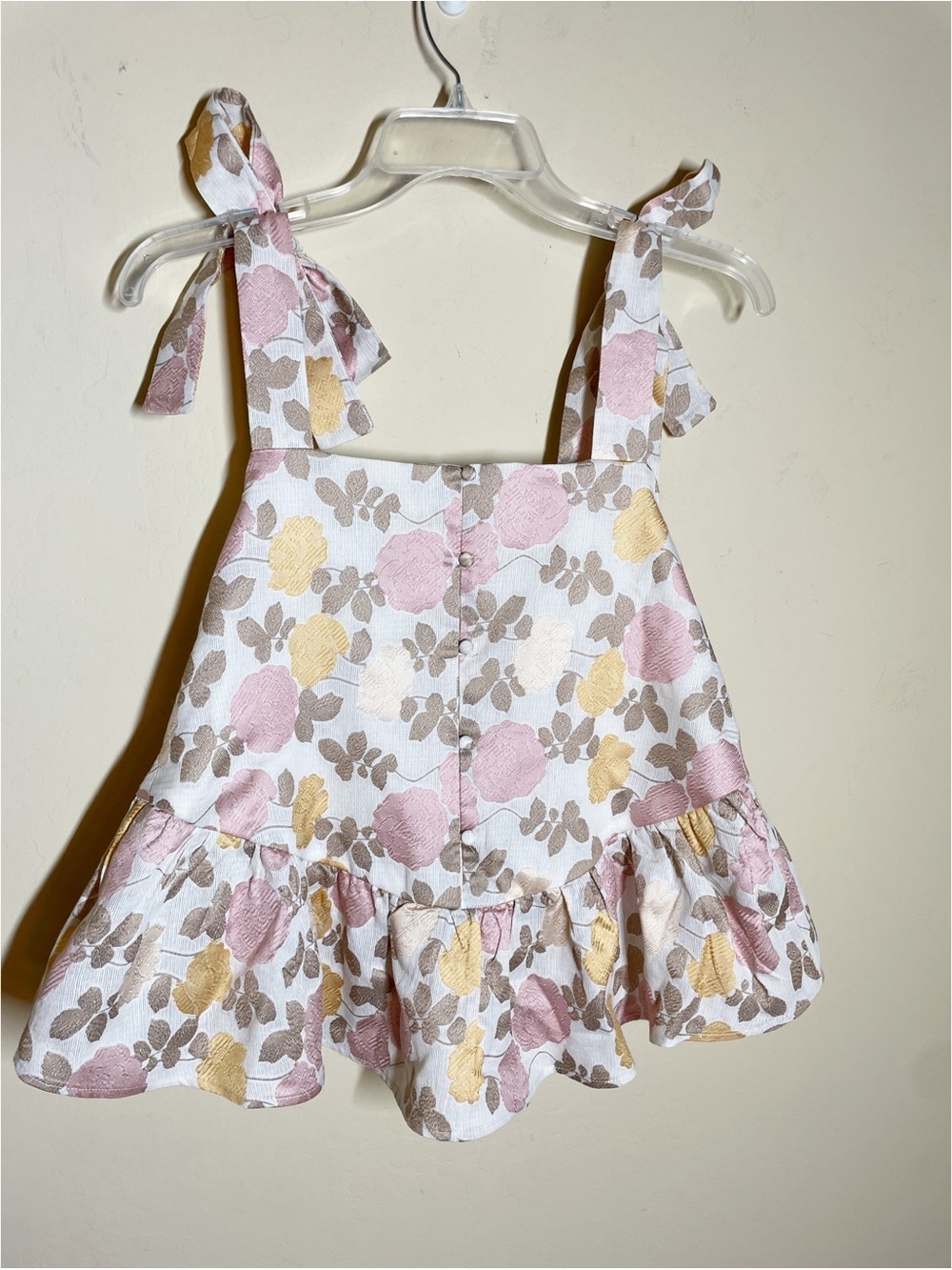 AUREUM White and Pink Floral Top with Tie-Shoulder Detail and Short Set